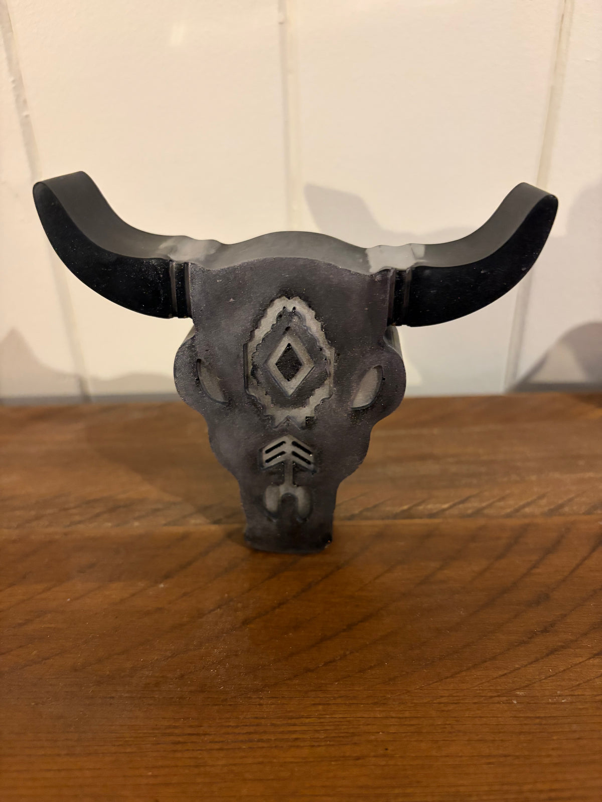 Esprit des plaines – tête de taureau décorative